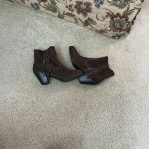 Elegant Fringe Heeled Boots - Dark Brown